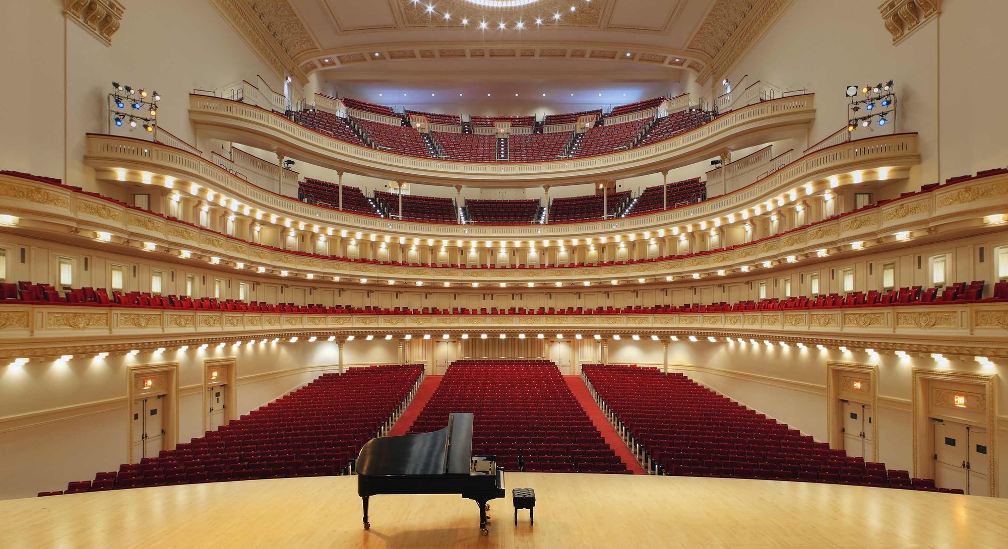 6037c52b73d66d1b06647b5b_carnegie hall interior-1